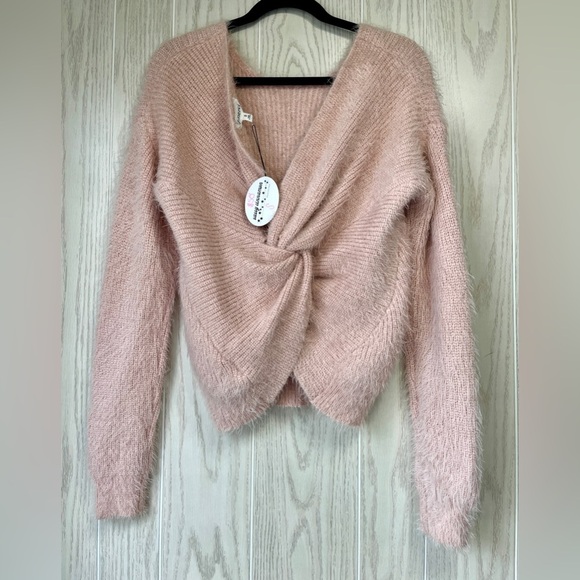 & Merci Sweater Womens Size SMALL  Long Sleeve Knotted Back Fuzzy Pullover Pink - Picture 1 of 4